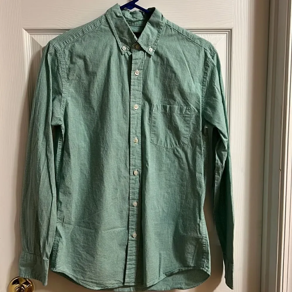 J Crew mens size small green & white dress shirt.